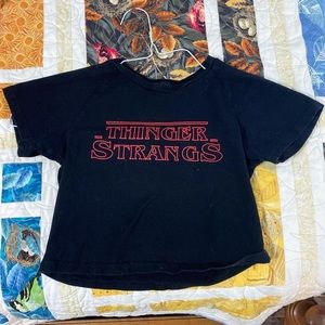 Thinger Strangs Cropped Shirt